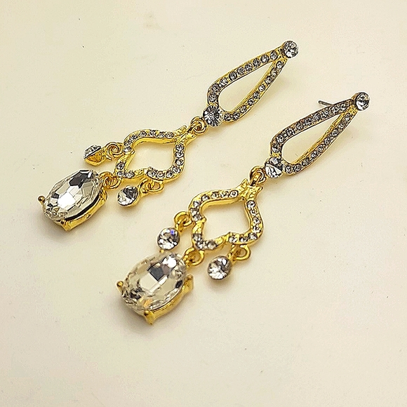 Antique gold tone clear crystal rhinestone drop dangle fashin jewelry earrings - Picture 3 of 3